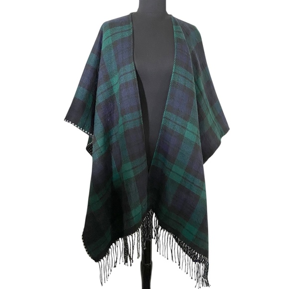NEW APT. 9 Reversible Ruana Wrap Black Green Plaid Houndstooth Fringe One Sz NWT - Picture 1 of 11